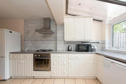 6 bedroom terraced house to rent, Howrood Close, Headington, Oxford, OX3