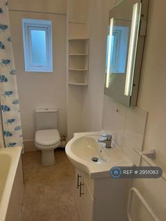 Studio to rent, Spencer Road, Eastbourne, BN21