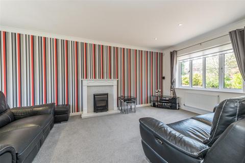 4 bedroom detached house for sale, Marbled White Drive, Ipswich IP8