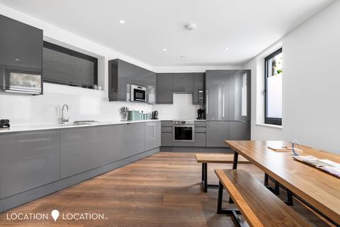 undefined, Cassland Road, London, E9
