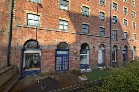 Office to rent, 40-44 Speirs Wharf Glasgow G4 9TH