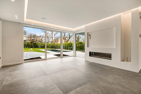 5 bedroom detached house for sale, Waterbank Place, Prestbury, Macclesfield, Cheshire, SK10