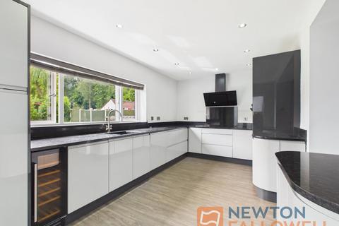 3 bedroom semi-detached house for sale, Long Lane, Walsall, WS6