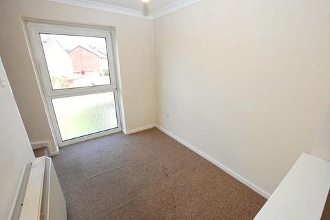 2 bedroom end of terrace house for sale, Malvern Drive, Bristol BS30