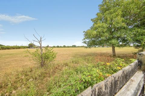 3 bedroom detached house for sale, Gainsford Avenue, Clacton-On-Sea