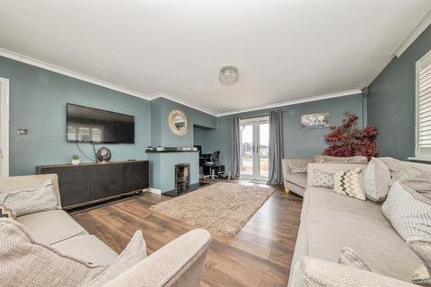 3 bedroom detached house for sale, Gainsford Avenue, Clacton-On-Sea
