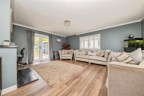 3 bedroom detached house for sale, Gainsford Avenue, Clacton-On-Sea