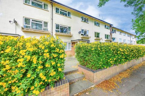 1 bedroom maisonette for sale, Long Arrotts, Hemel Hempstead