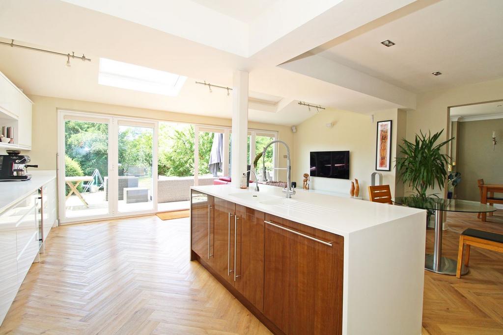 Open-plan living area, open plan living