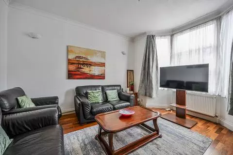 3 bedroom terraced house for sale – pohled 2