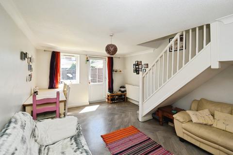 2 bedroom terraced house for sale, Wellington Close, Skellingthorpe, Lincoln, LN6