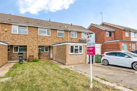 4 bedroom terraced house for sale, Nash Drive, Abingdon