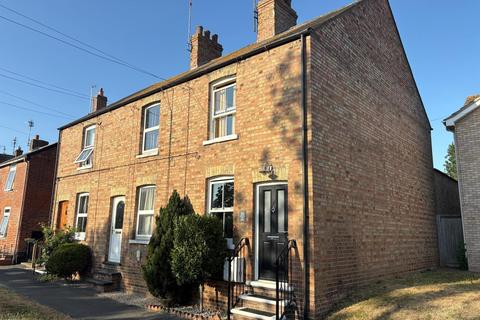 2 bedroom end of terrace house for sale, High Street, Stilton, Peterborough