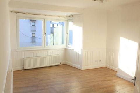 2 bed flat/apartment for rent in Dunglass Avenue, East Kilbride, South Lanarkshire