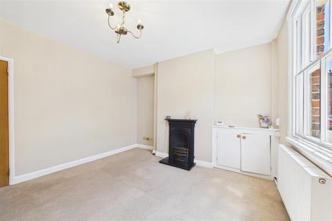2 bedroom semi-detached house for sale, King Street, Newark