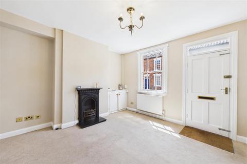 2 bedroom semi-detached house for sale, King Street, Newark