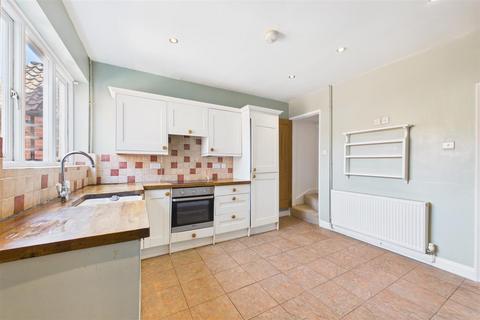 2 bedroom semi-detached house for sale, King Street, Newark