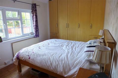 3 bedroom terraced house to rent, Mullway, Letchworth Garden City, SG6