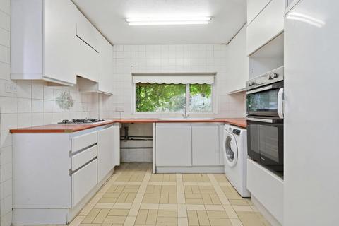undefined, Connaught Hill, Loughton, IG10