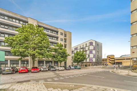 undefined, Swingate, Stevenage, Hertfordshire, SG1