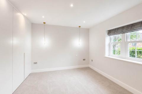5 bedroom detached house for sale, Spencer Close, Radlett