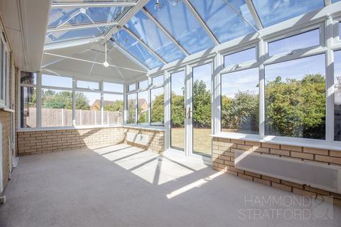 2 bedroom detached bungalow for sale, Iris Close, Attleborough
