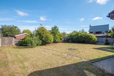 2 bedroom detached bungalow for sale, Iris Close, Attleborough