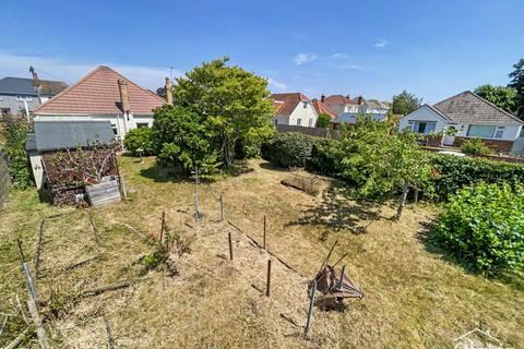 3 bedroom detached bungalow for sale, Mossley Avenue, Poole, BH12 5
