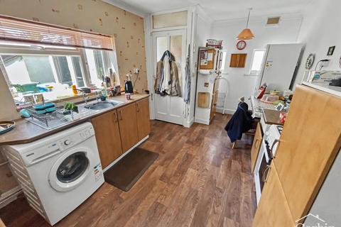 3 bedroom detached bungalow for sale, Mossley Avenue, Poole, BH12 5