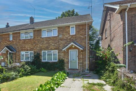 Hawthorn Avenue, Brentwood