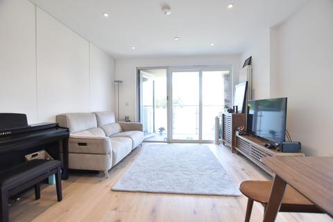 2 bedroom flat for sale, Ashley Road, Epsom KT18