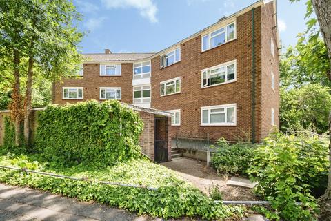 2 bedroom flat for sale, Brading Crescent, LONDON, London, E11
