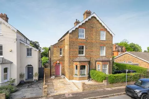 4 bedroom semi-detached house for sale, Datchet