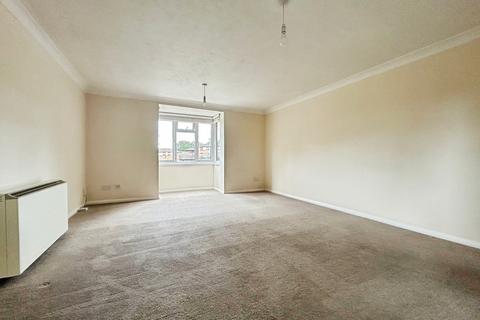 2 bedroom apartment for sale, Chestnut Close, Fleet, Hampshire