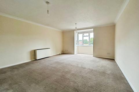 2 bedroom apartment for sale, Chestnut Close, Fleet, Hampshire