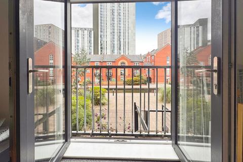 3 bedroom flat for sale, Quantum, Chapeltown Street, Manchester