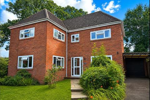 4 bedroom detached house for sale, Dormington Drive, Hereford