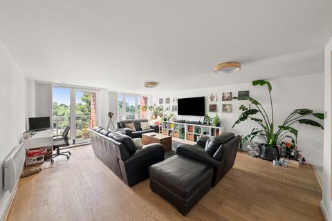 undefined, Holland Gardens, Brentford, TW8