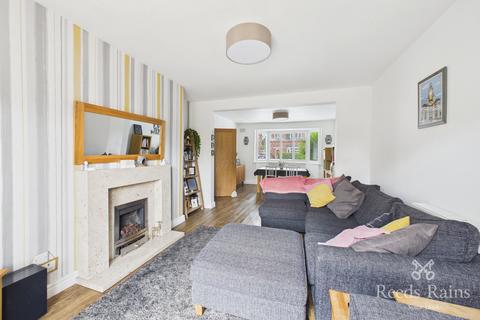 3 bedroom semi-detached house for sale, Woodlands Park Road, Stockport SK2