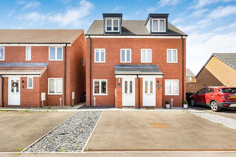 3 bedroom semi-detached house for sale, Arnold Way, Wantage OX12