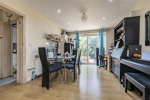 3 bedroom end of terrace house for sale, Northwood Gardens, Greenford UB6