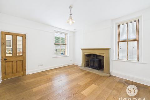 3 bedroom end of terrace house for sale, Waddow View, Waddington, BB7
