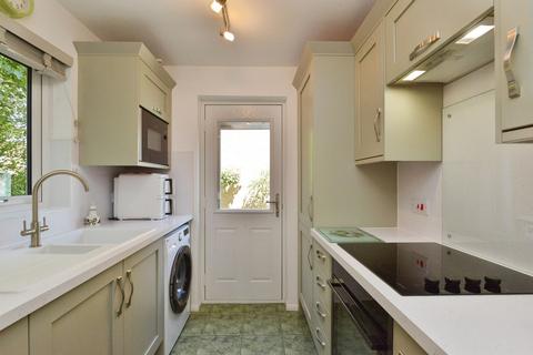 2 bedroom maisonette for sale, Capian Walk, Two Mile Ash, Milton Keynes