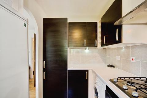 undefined, Green Pond Close, Walthamstow, E17