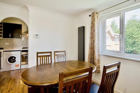 undefined, Green Pond Close, Walthamstow, E17