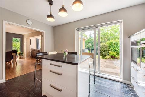 4 bedroom detached house for sale, Manningford Close, Winchester, Hampshire, SO23