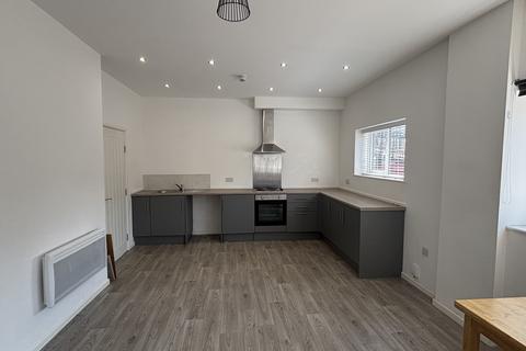 2 bedroom flat to rent, West Road, Newcastle upon Tyne, NE5