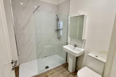 2 bedroom flat to rent, West Road, Newcastle upon Tyne, NE5