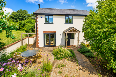 3 bedroom detached house for sale, Coleford Road, Lydney GL15