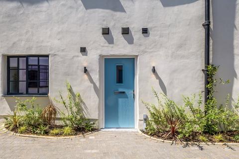 undefined, Brewers Quay, Dorset DT4